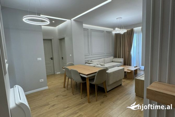 Shtepi ne shitje Apartament ne Tirane, 2+1, Mobilimi E mobiluar, Pagesa 350,000  Euro.