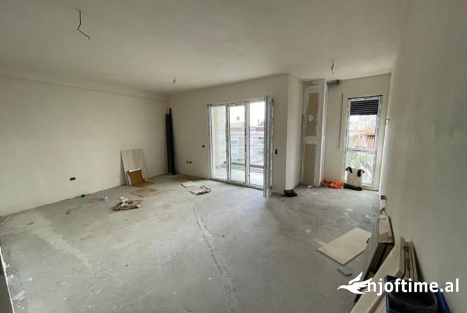 Shtepi ne shitje 2+1 ne Tirane - 180,510 Euro