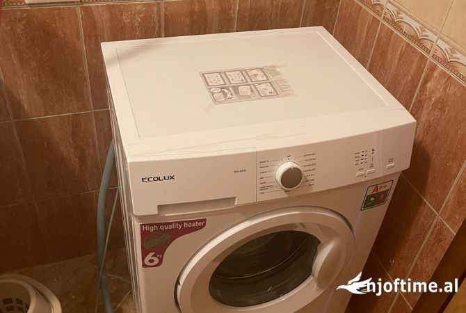 Shtepi ne shitje Apartament ne Tirane, 2+1, Mobilimi E mobiluar, Pagesa 125,000  Euro.