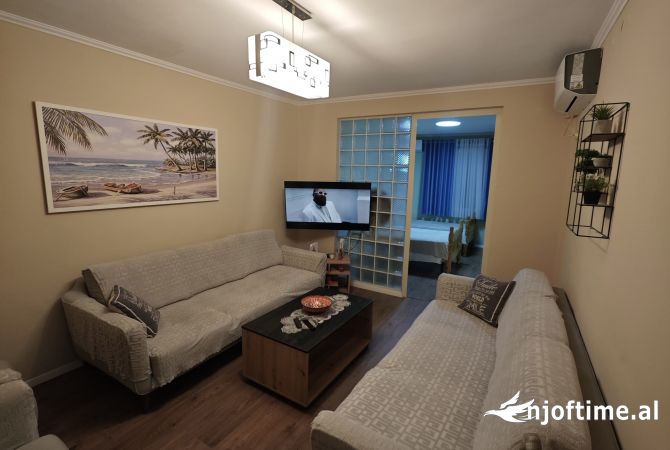 Shtepi me qera 2+1 ne Tirane - 850 Euro
