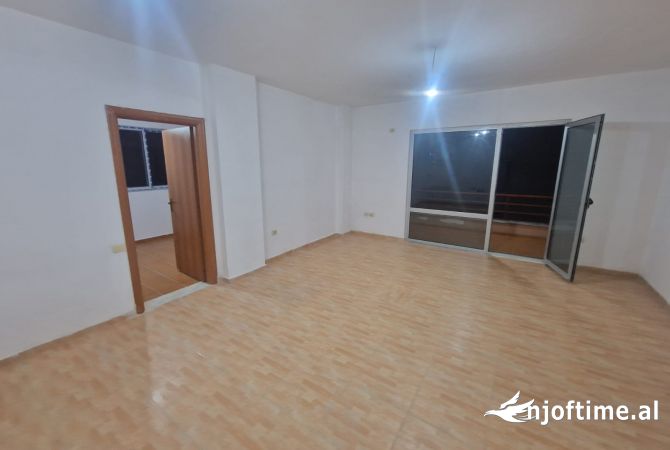 Shtepi ne shitje 3+1 ne Tirane - 193,000 Euro