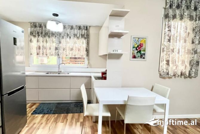 Shtepi me qera 1+1 ne Tirane - 700 Euro