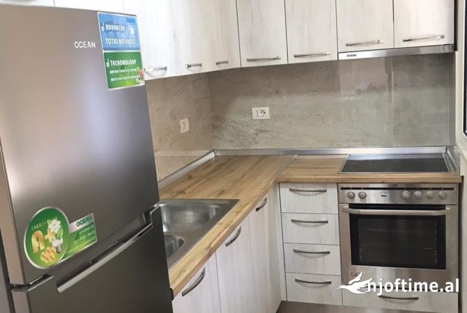 Shtepi me qera Apartament ne Tirane, 2+1, Mobilimi E mobiluar, Pagesa 600  Euro.