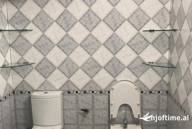 Shtepi me qera Apartament ne Tirane, 2+1, Mobilimi E mobiluar, Pagesa 600  Euro.