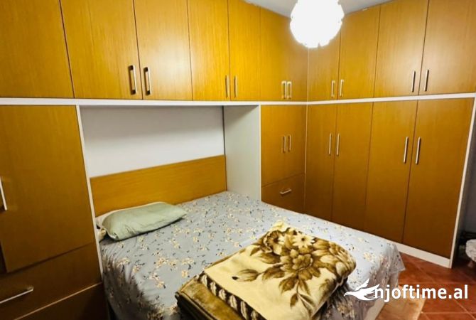 Shtepi me qera 2+1 ne Tirane - 50,000 Leke