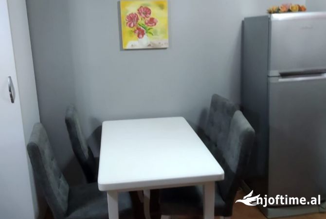 Shtepi me qera 2+1 ne Tirane - 450 Euro