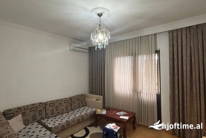 Shtepi me qera 2+1 ne Tirane - 45,000 Leke
