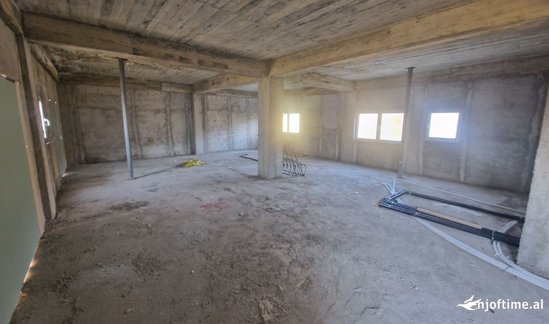 Jepet me qera magazine ne Babrru.