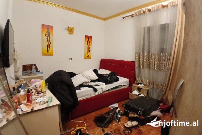 Shtepi me qera Apartament ne Tirane, 2+1, Mobilimi E mobiluar, Pagesa 570  Euro.