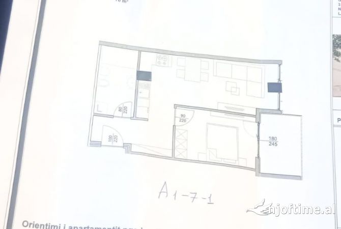 Shtepi ne shitje 1+1 ne Tirane - 100,000 Euro