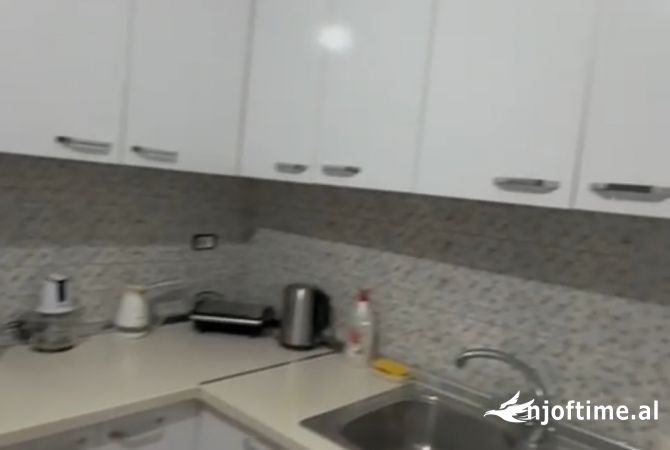 Shtepi ne shitje 1+1 ne Tirane - 145,000 Euro