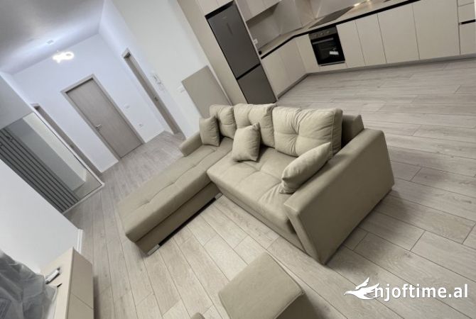 Shtepi me qera Apartament ne Tirane, 2+1, Mobilimi E mobiluar, Pagesa 650  Euro.
