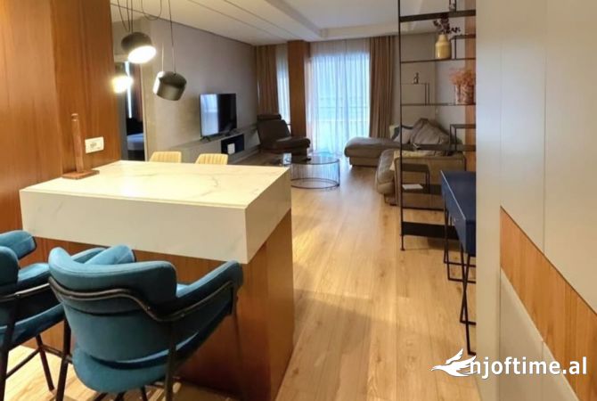 Shtepi me qera 2+1 ne Tirane - 1,000 Euro