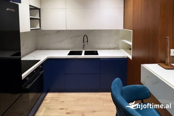 Shtepi me qera Apartament ne Tirane, 2+1, Mobilimi E mobiluar, Pagesa 1,000  Euro.