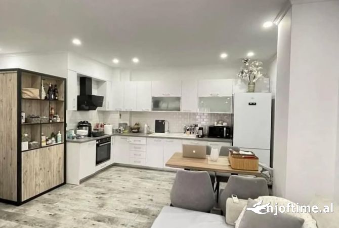 Shtepi ne shitje 2+1 ne Tirane - 145,000 Euro
