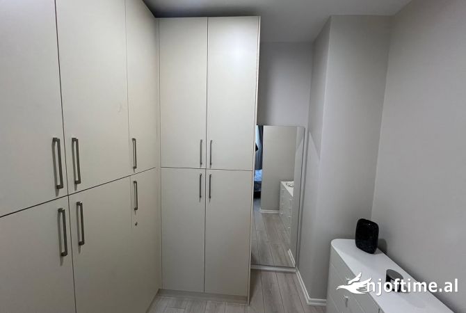 Shtepi me qera Apartament ne Tirane, 1+1, Mobilimi E mobiluar, Pagesa 600  Euro.