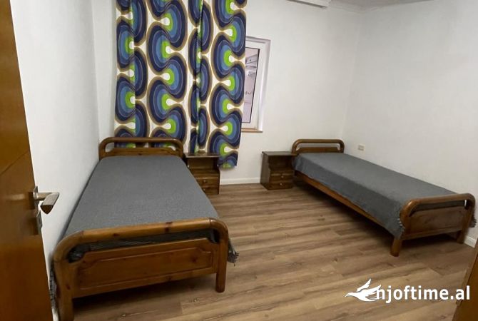 Shtepi me qera Apartament ne Tirane, 2+1, Mobilimi E mobiluar, Pagesa 600  Euro.