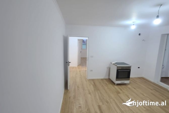 Apartment for sale in Tirana 1+1, Emty