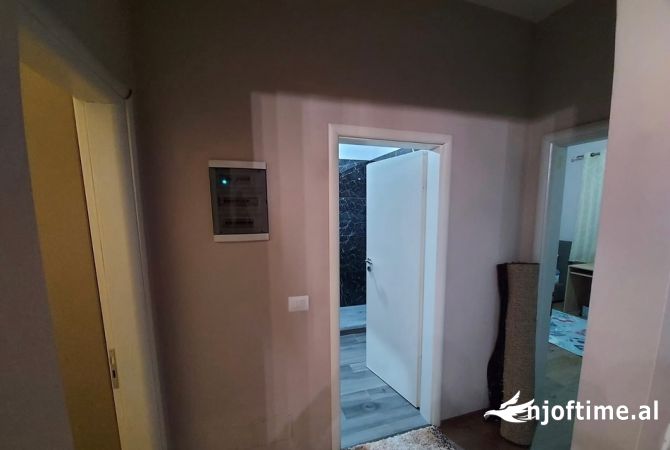 Shtepi me qera 2+1 ne Tirane - 500 Euro