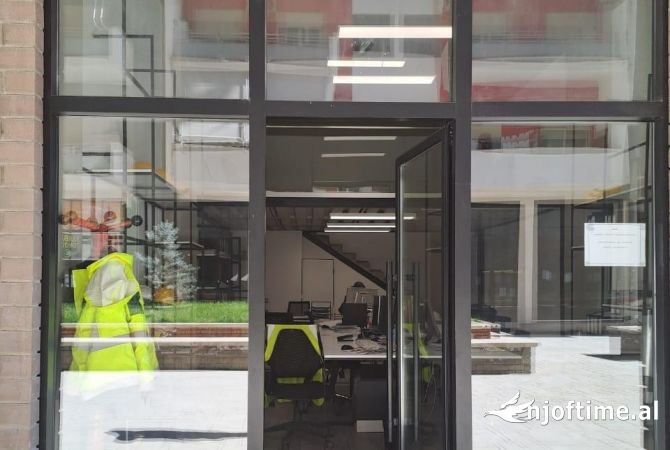Ambient biznesi ne shitje 1+1 ne Tirane - 158,250 Euro