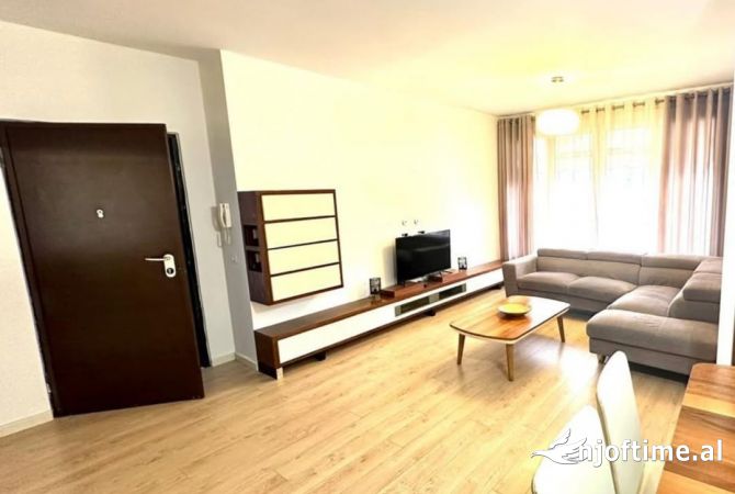 Shtepi ne shitje 2+1 ne Tirane - 185,000 Euro