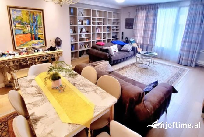 Casa in vendita 3+1 a Tirana - 510,000 Euro