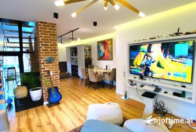Shtepi ne shitje 2+1 ne Tirane - 440,000 Euro