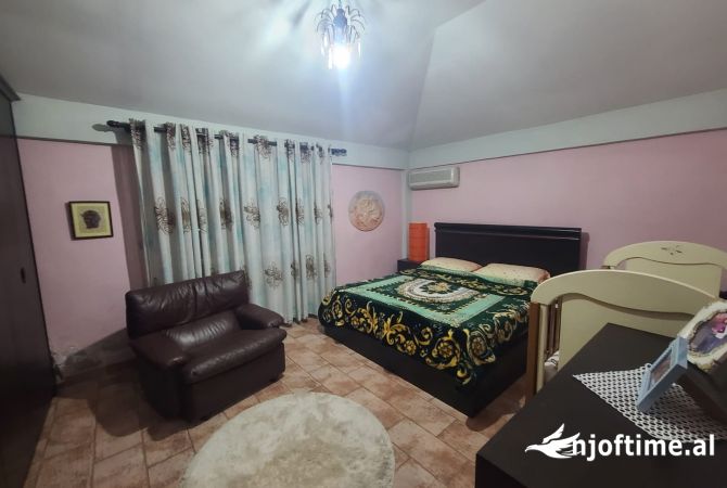 Shtepi ne shitje 2+1 ne Tirane - 193,000 Euro