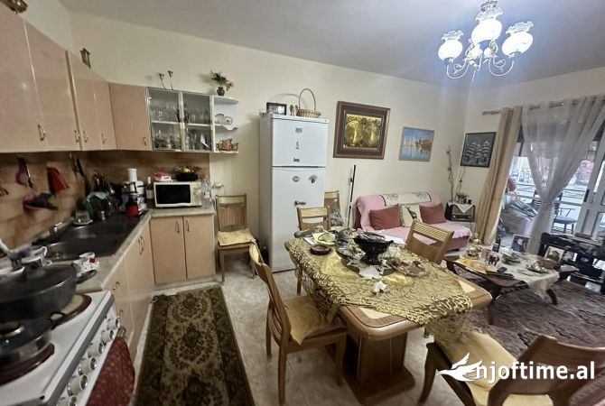 Shtepi ne shitje 2+1 ne Tirane - 227,000 Euro