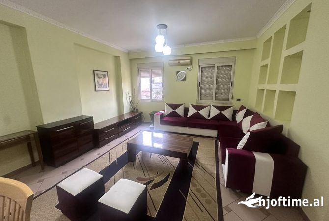 Shtepi me qera 1+1 ne Tirane - 600 Euro