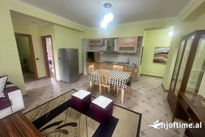 Shtepi me qera 1+1 ne Tirane - 600 Euro