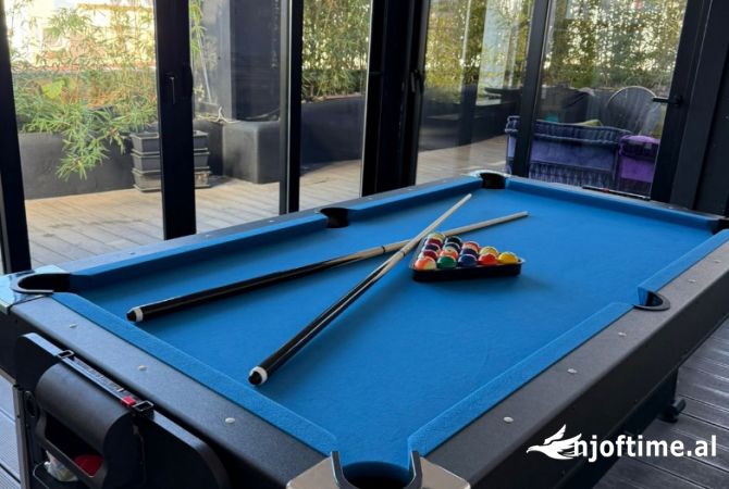 Shtepi me qera Duplex(shtepi me 2 kate) ne Tirane, 3+1, Mobilimi E mobiluar, Pagesa 1,800  Euro.