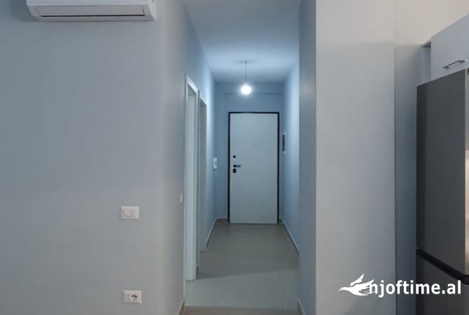 Ambient biznesi me qera 3+1 ne Tirane - 550 Euro