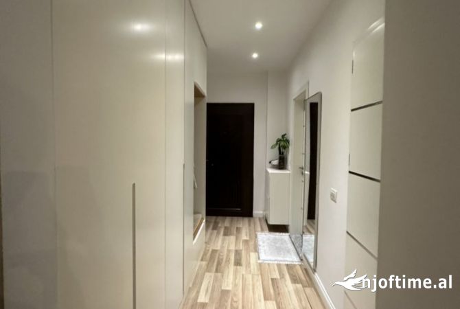 Shtepi ne shitje 2+1 ne Tirane - 85,000 Euro