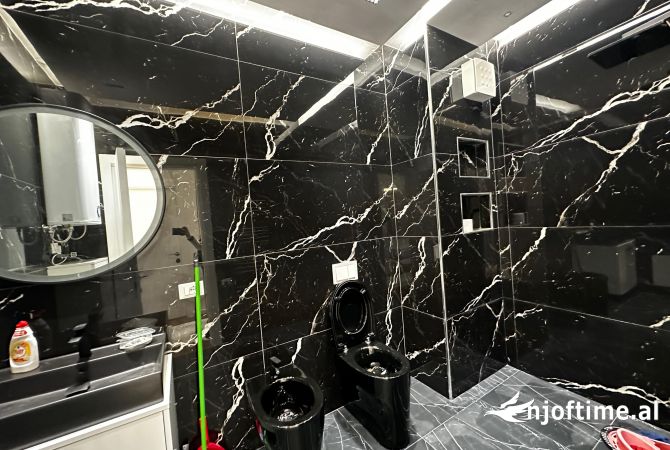 Shtepi me qera Apartament ne Tirane, 2+1, Mobilimi E mobiluar, Pagesa 1,000  Euro.