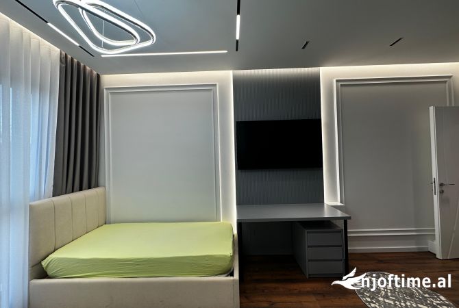Shtepi me qera Apartament ne Tirane, 2+1, Mobilimi E mobiluar, Pagesa 1,000  Euro.