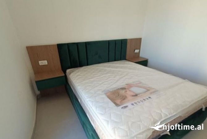 Shtepi me qera 2+1 ne Tirane - 850 Euro