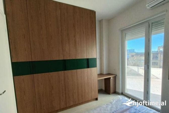 Shtepi me qera Apartament ne Tirane, 2+1, Mobilimi E mobiluar, Pagesa 850  Euro.