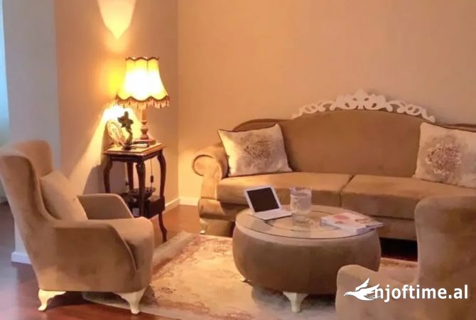 Shtepi ne shitje 2+1 ne Tirane - 250,000 Euro