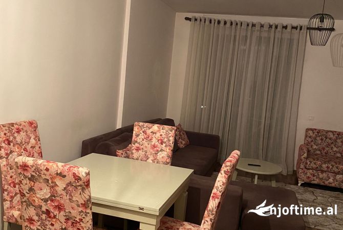 Shtepi me qera 1+1 ne Tirane - 500 Euro
