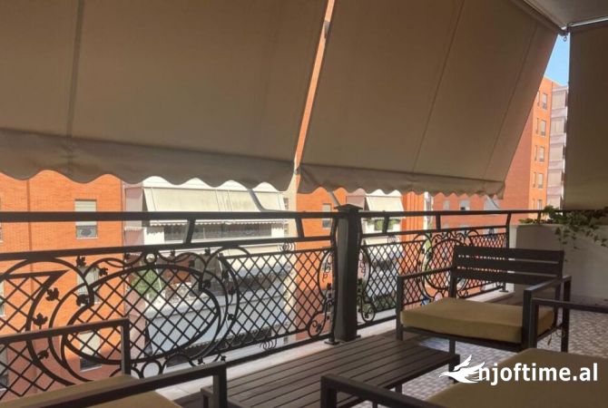 Shtepi me qera Apartament ne Tirane, 2+1, Mobilimi E mobiluar, Pagesa 1,300  Euro.