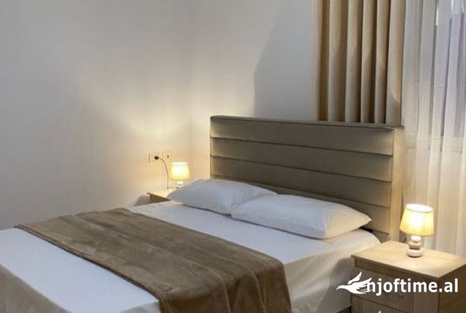 Shtepi me qera 1+1 ne Tirane - 40,000 Leke