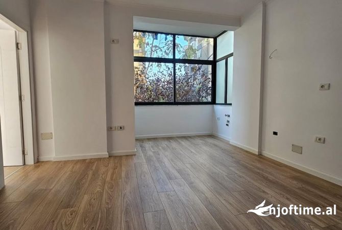 Shtepi ne shitje 1+1 ne Tirane - 112,000 Euro