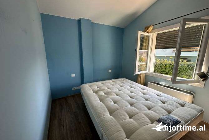 Shtepi me qera 4+1 ne Tirane - 3,000 Euro