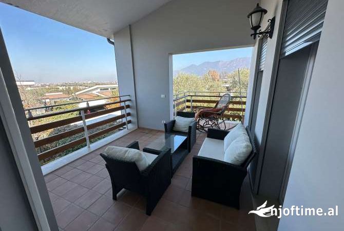 Shtepi me qera 4+1 ne Tirane - 3,000 Euro