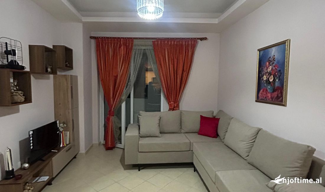 Shtepi ne shitje Apartament ne Tirane, 2+1, Mobilimi E mobiluar, Pagesa 128,000,000  Leke.