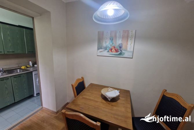 Shtepi me qera 2+1 ne Tirane - 55,000 Leke