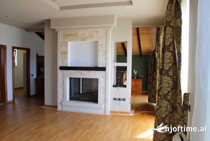 Shtepi ne shitje Shtepi Private ne Tirane, 5+1, Mobilimi E mobiluar, Pagesa 800,000  Euro.