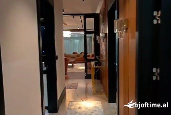 Shtepi me qera Apartament ne Tirane, 3+1, Mobilimi E mobiluar, Pagesa 4,000  Euro.