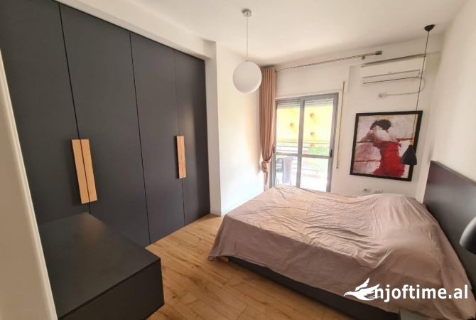 Shtepi me qera 2+1 ne Tirane - 850 Euro